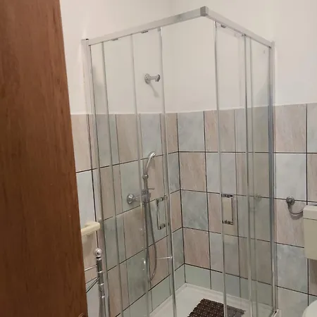 With Private Parking Self Check In Pula